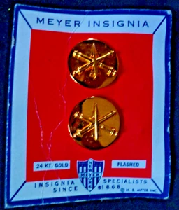 INSIGNIAS DE COLLAR DEL EJÉRCITO DE ESTADOS UNIDOS HOMBRE ALISTADO ARTILLERÍA DE DEFENSA AÉREA - Imagen 1 de 2