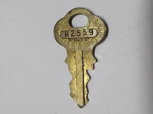 Chicago Lock Brass Key H2559 H 2559 Vending Machine  - Picture 1 of 2