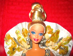 DE COLECCIÓN AÑOS 90 DISEÑADOR PLATINO BOB MACKIE BARBIE ¡CASI COMO NUEVO! - Imagen 1 de 7