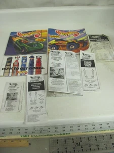 Lotto di 8 libretti istruzioni e manuali Hot Wheels vintage - Foto 1 di 11