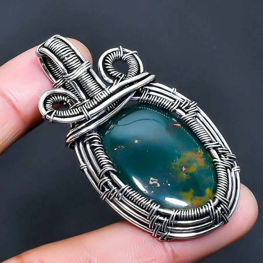 Colgante de piedras preciosas hechas a mano con piedras de sangre 2,08" Foto 1 de 1