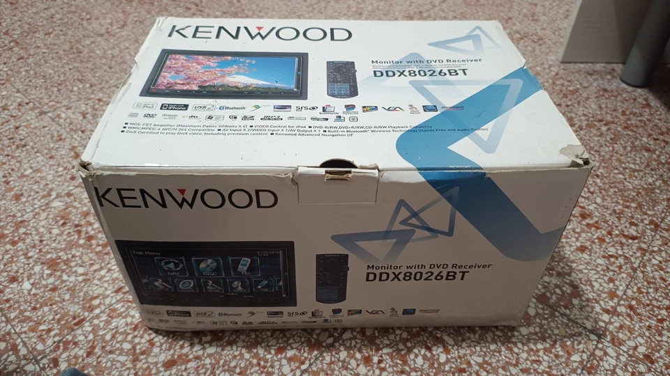 Kenwood DDX8026BT - Immagine 1 di 4