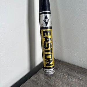 Easton Bat 34” Softball 7046 Alloy S80 3433 Thin Grip 2.25 Dia 33 Oz. - Picture 1 of 4