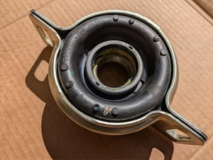 Cojinete de soporte central del eje de transmisión DANA Spicer 5002007 Toyota 37235-35030 - Imagen 1 de 8