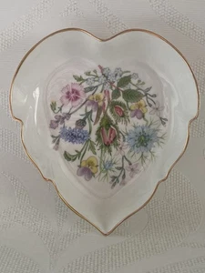 Wild Tudor Aynsley Bone China Heart shaped Trinket Dish - Picture 1 of 7