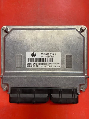 Centralina motore SKODA FABIA 1.2 AZQ ECU 03E906033J - 5WP40127 - 03E 906 033 J - Immagine 1 di 4