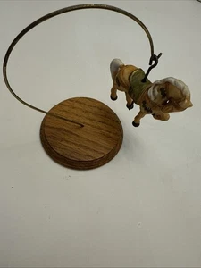 Enesco 1992 SOLO MEMBRESÍA Carrusel Caballo Musical VALS DE LAS FLORES 6"T NUEVO - Imagen 1 de 4