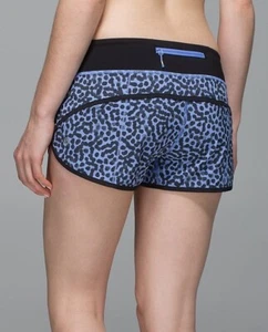 NUEVOS PANTALONES CORTOS LULULEMON SPEED *4 VÍAS ELÁSTICOS AS SPOT CANCIÓN DE CUNA NEGRO/NEGRO TALLA 4 - Imagen 1 de 4