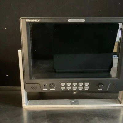 JVC DT-X91H ProHD 8.9" AC/DC Portable LCD Monitor - Image 1 of 4