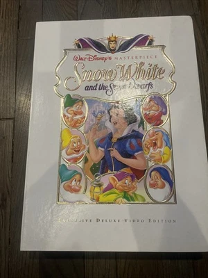 Disney Snow White Deluxe Collector’s VHS Box Set 1994 Complete Excellent - Image 1 of 4