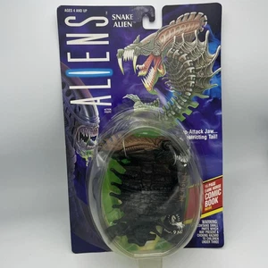 Aliens 1992 Snake Alien con mandíbula de ataque rápido y cola constrictora y cómic de colección - Imagen 1 de 17