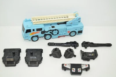 Hot Spot Defensor Near Complete 1986 Vintage G1 Transformers Action Figure Nice - Image 1 of 4