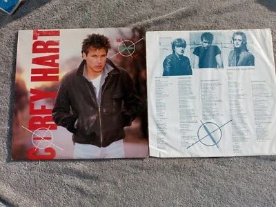 Corey Hart – Boy In The Box - 1985 - EMI America  17161 W/Inner Sleeve VG Foto 1 de 4
