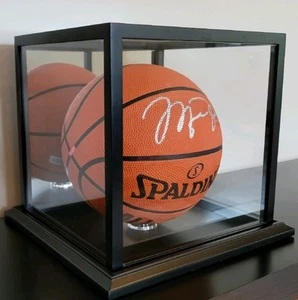 Michael Jordan Signed Autographed Spalding Basketball Chicago Bulls w/ Holo COA - Picture 1 of 5