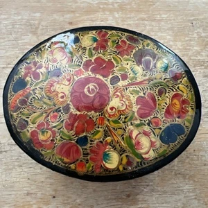 Caja de laca vintage de papel maché pintada a mano Cachemira, India - Imagen 1 de 9