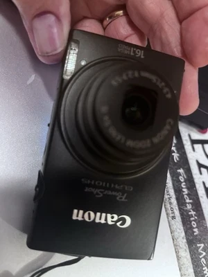 Canon PowerShot ELPH 110 HS / IXUS 125 HS 16.1MP Digital Camera - Black - Image 1 of 4