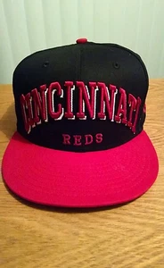 NEW ERA MLB CINCINNATI REDS 9FIFTY FLAT BRIM SNAPBACK HAT CAP SZ OSFM  - Picture 1 of 5