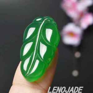  Natural Hand-carved Chinese Icy Green Jadeite Jade Necklace Leaf Pendant