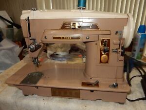 Vintage Singer 403A Sewing Machine  Slant-O-Matic with pedal and cord