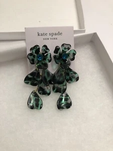KATE SPADE DECLARACIÓN FLOR/PENDIENTE VERDE EMPUJADORES DE MÚLTIPLES PÉTALOS CHAPADOS EN ORO/CZ - Imagen 1 de 8