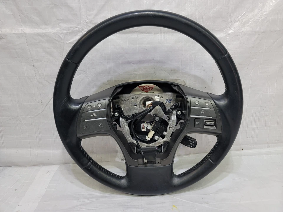 Volante Lexus HS250h 2010-2012 con interruptor multifuncional OEM 4510075030 Foto 1 de 4