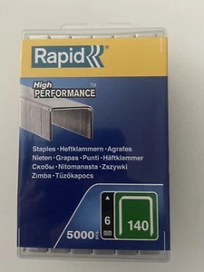 Rapid 40303088 No. 140 Graffe Filo Piatto 6 mm 1/1 Acciaio 5000 Punti Metallici - Foto 1 di 5