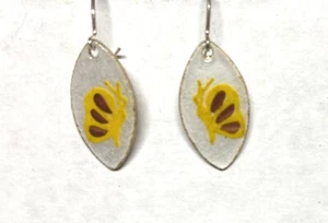 Pendientes colgantes Sm Mariposa, esmalte guilloche pintado a mano-alambre de ley-amarillo - Imagen 1 de 4