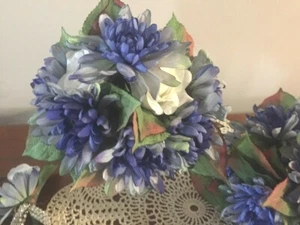 9 PIECE BRIDAL PARTY BOUQUET PACKAGE PERIWINKLE MUMS WHITE ROSES SILK FLOWERS - Picture 1 of 8
