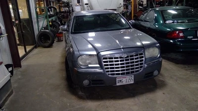 (LOCAL PICKUP ONLY) Driver Left Rear Door Glass Privacy Tint Fits 05-10 300 4355 - Image 1 of 4