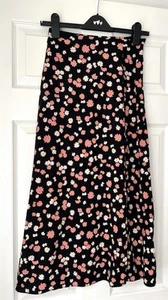 New Look petite woman midi leg split black skirt floral pattern side zip Size 4 - Picture 1 of 11