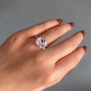 3 Karat Lab Created Herz & Rundschliff Diamant Verlobungsring 14K Weißgold plattiert - Bild 1 von 4
