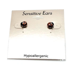 Empfindliche Ohren Hypoallergen Marienkäfer Ohrstecker Rot Schwarz Emaille Insekt Schmuck - Bild 1 von 3