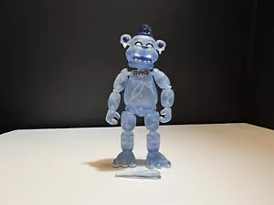 Figura de acción Five Nights At Freddys FNAF Freddy Frostbear Walmart exclusiva 5” - Imagen 1 de 7