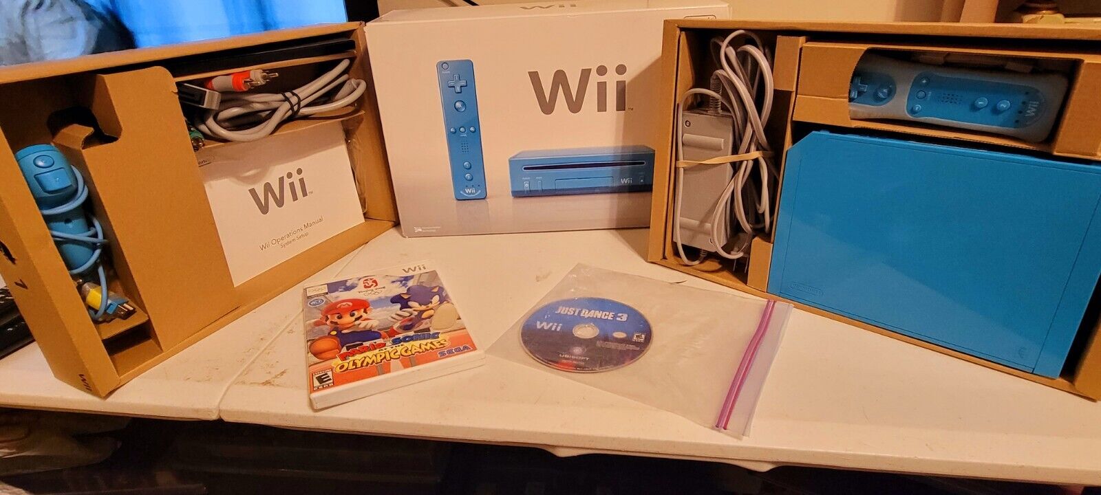 Nintendo Wii  Limited Edition Blue Console Remote Nunchuk Mario Game Cords | Box