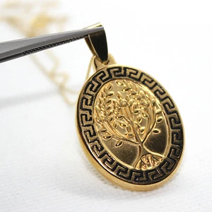 LLAVE GRIEGA Heritage en tono dorado colgante con llave griega esmaltada negra L 18" ch ¡Nuevo! - Imagen 1 de 5