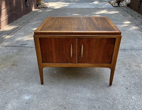 Paul McCobb End Table by Lane MCM Walnut Table Cover