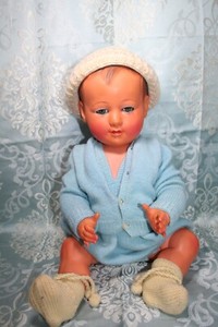 Vieille poupée Petitcollin en celluloïd n 2 / baigneur