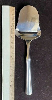 Avión de queso con hoja John and Priscilla de Westmorland Sterling Foto 1 de 4