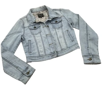 Chaqueta Denim Love Culture Talla Pequeña Juniors Azul Recortada Manga Larga Lavado Claro Foto 1 de 4