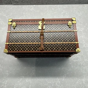 Louis Vuitton Novelty Paperweight Trunk from japan - Picture 1 of 17
