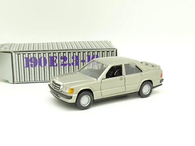 NZG 1/35 - Mercedes 190 E 2.3 16 Grigia - Immagine 1 di 2