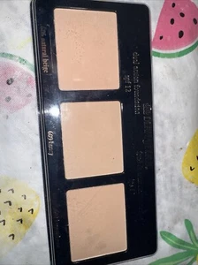 Dermajetics Dual Action Foundation SPF12 Natural Beige,Honey And Honeyed Rose - Picture 1 of 6