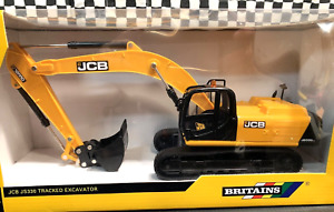 Britains JCB JS330 Tracked Hydraulic Excavator -Yellow/Black- 1:32 Diecast MIB
