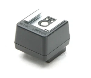 Adaptador Minolta FS-1100 (F/Sony) para usar cámaras flash en ""i"" regulares. EX. Útil - Imagen 1 de 2