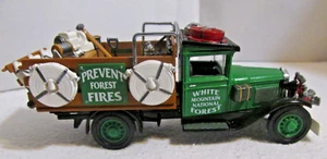 #C3 - 1993 Models of Yesteryear, 1932 Ford AA Truck YFE28 White Mountain Fire - Bild 1 von 6