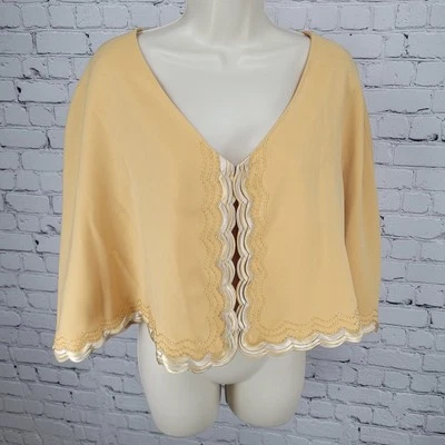 VTG Natalie Barri Yellow Beaded & Gold Trim Lined Lightweight Shawl Size 24W - Image 1 of 4