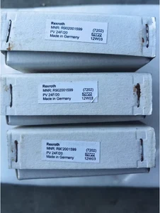 Scheda di comando pompa idraulica modello R902001599 7202 serie PV 24F/20 - Foto 1 di 3