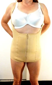 BEIGE FESTE KONTROLLE UNTERBRUST OFFENE BODEN TORSETTE 4XL EUC - Bild 1 von 3