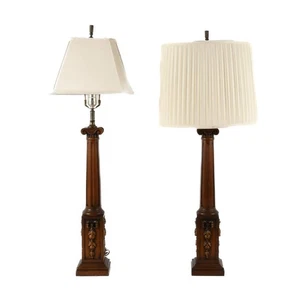 Passendes Paar Tischlampen Nussbaum geschnitzt und floral korinthische Säule - Bild 1 von 5