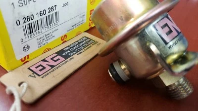 全新 BOSCH 0280160287 保时捷 944 968 燃油压力调节器 2.5-3.0PSI ENG — 第 1/4 张图片